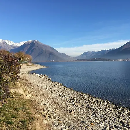 Vandrerhjem Lake Como Beach Hostel Domaso