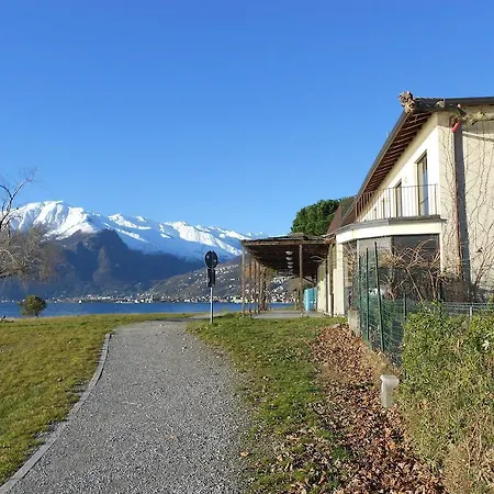 Lake Como Beach Hostel *