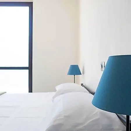 Lake Como Beach Hostel * Domaso