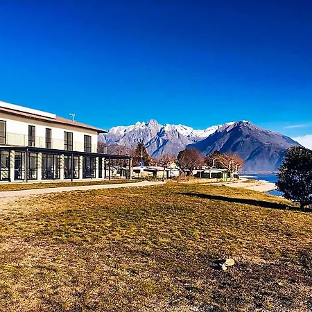 Vandrarhem Lake Como Beach Hostel