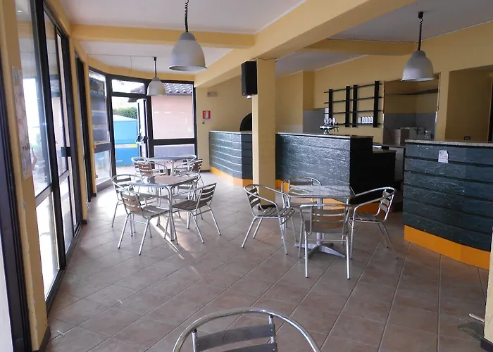 科莫湖海滩旅馆 多马索