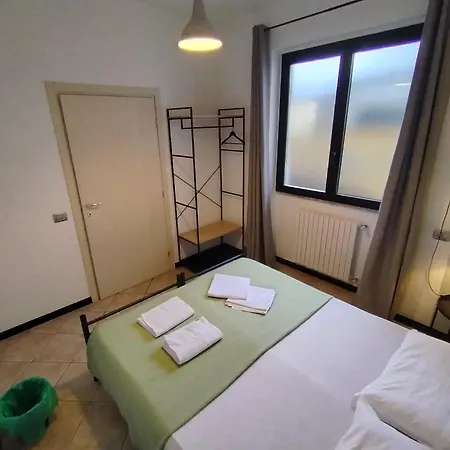 호스텔 Lake Como Beach Hostel