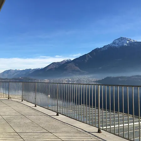 Lake Como Beach Hostel Vandrarhem