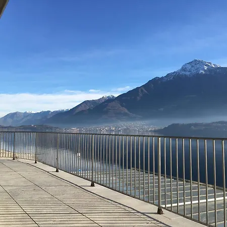旅馆 科莫湖海滩旅馆
